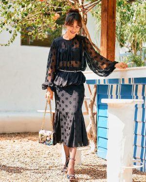 Anne Thongprasom Instagram - Feeling the spring vibes 🍃#DGPS24 #DolceGabbana #DGGirlsBag