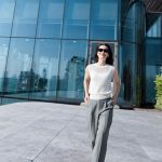 Anne Thongprasom Instagram - ทริคการเลือก outfit สำหรับการแต่งตัวของแอนที่ง่าย แต่เวิร์คเกินคาด ลงตัวกับไลฟ์สไตล์ของแอนที่มีหลากหลายกิจกรรม กับกางเกง Miracle Air ทรงสวย น้ำหนักเบา ใส่สบายทั้งวัน และคุ้มค่ามากๆ ใส่ได้หลากหลายโอกาส ทั้งวันที่ต้องจริงจัง และวันสบายๆ ช่วงนี้มีของใหม่ที่ดีต่อใจเยอะมาก ไปเลือกลองกันได้ที่ยูนิโคล่ทุกสาขาและออนไลน์สโตร์นะคะ ❤️ Overall look from @UniqloThailand เสื้อ Knit สีขาว : Mesh Sleeveless Sweater กางเกงสีเขียว: Miracle Air Pleated pants เสื้อแจ็คเก็ต: Miracle Air Jacket เสื้อตัวในพร้อมบราในตัว : AIRism Bra Camisole #Uniqlothailand #MiracleAir #เบาสบายเหนือจินตนาการ