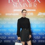 Anne Thongprasom Instagram - แอนมาอัปเดตเทรนด์แฟชั่นของ SPRING/SUMMER 2024 จากแบรนด์แฟชั่นชั้นนำที่ @emporium_emquartier และ @theemsphere ในงาน WORLD‘S FASHION DISTRICT: EQUINOX SUMMER 2024 !!! รอติดตามชมบรรยากาศเต็มๆได้ที่ #TheStyler เร็วๆนี้ นะคะ🤗 📍Roof top, EM Tower, Emsphere #EquinoxSummer24 #EMPORIUM #EMQUARTIER #EMSPHERE #EMDISTRICT #EMFASHIONICON