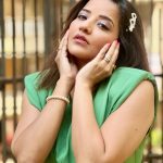 Antara Biswas Instagram - 🌿☘️🍀🌴🌳🌱🎄🪴🍃🌵💚💚💚💚💚 #monday #love #green 📸: @deepakpathak663