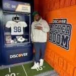 Anthony 'Spice' Adams Instagram - Had a great time at the @Discover Locker Room during FOX Big Noon Kickoff!!! Thanks for coming out. #WeAre 🦁 #DISCOVERB1G #Ad Penn State University