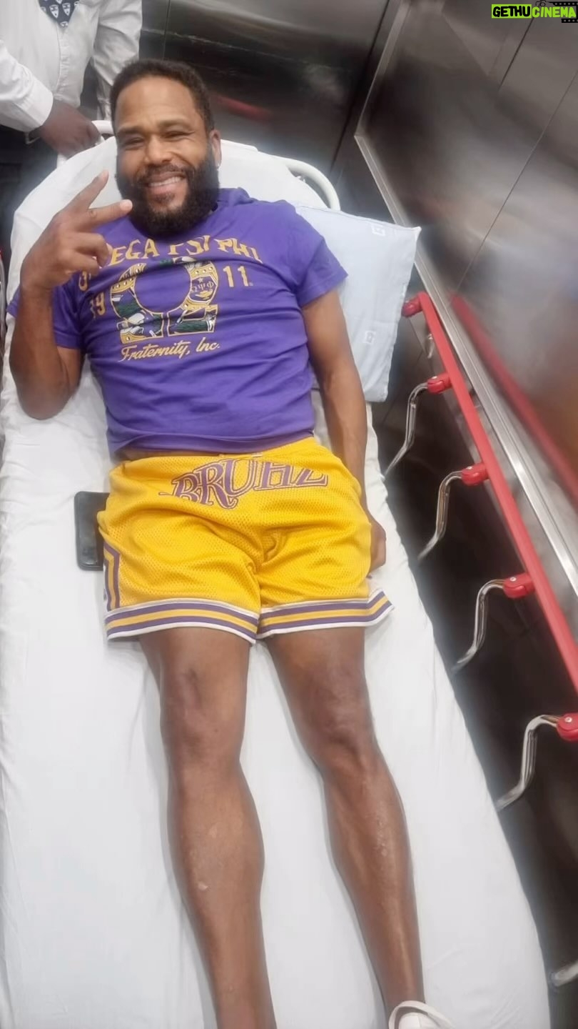 Anthony Anderson - 59.5K Likes - I spent the night in the emergency room. Movie set fight gone wrong. Me against two goons and a chair! Guess who didn’t win! Who needs a stuntman? Me that’s who! I’m not as young as I used to be! CT scan and X-rays showed nothing fractured or broken in my back just a deep contusion. That chair will never be the same though! Bloodied and bowed but never broken! #RQQ #G20 #setlife #moviefights #justakidfromcompton #huskyandhandsome #bidzaddy #acbarbeque