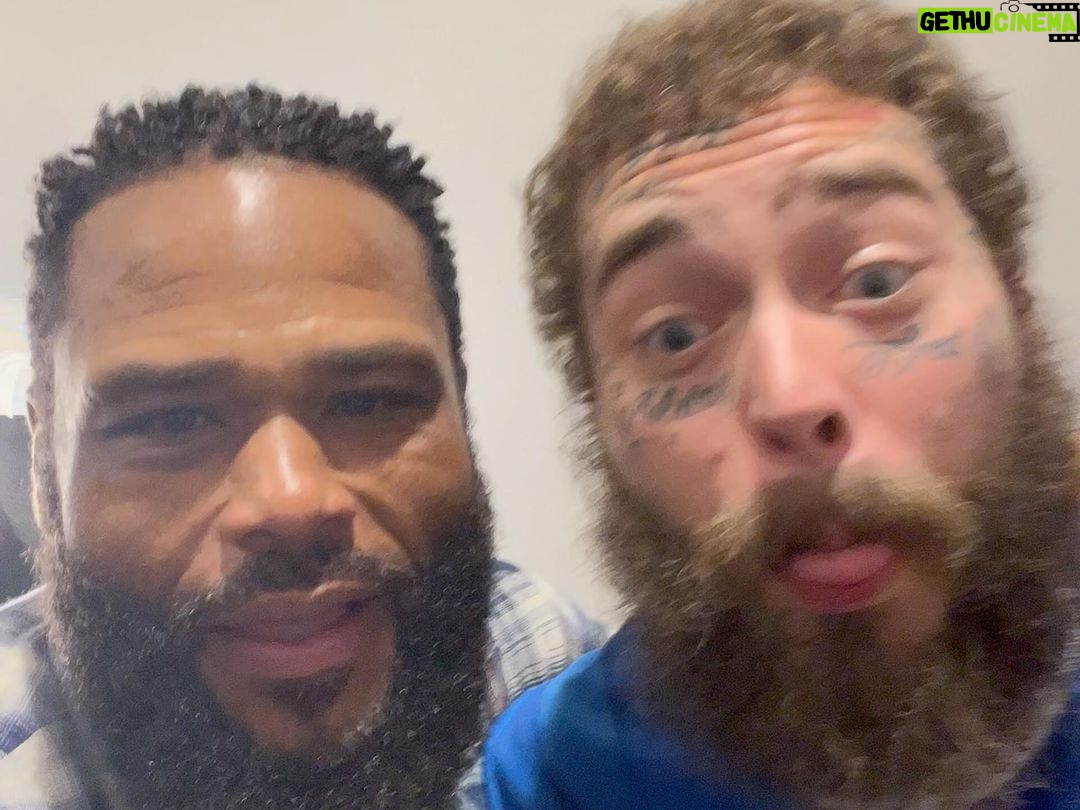 Anthony Anderson - 11.8K Likes - Minding my business in Saudi and look who I bump into. @postmalone @amirkingkhan I walk into a dressing room and @shaolindaillest and crew started chanting “whoop Dat trick” Our art is amazing. It traverses the world and connects us all! Thanks for the hook up @saud.013 and Post you put on a great f*cking show! #saudi #justakidfromcompton #huskyandhandsome #acbarbeque