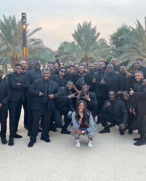 Anthony Anderson Instagram - In Saudi Arabia at The Misk Global Forum moderating and having a fireside chat! #justakidfromcompton #huskyandhandsome #bigzaddy #acbarbeque #saudiarabia