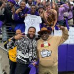 Anthony Anderson Instagram - What a weekend, DAWGS!!! Team #HuskyandHandsome met the Huskies. Thanks for the love and congrats on the W. 👏👏 Who else was feelin that #bigpenixenergy …🤣 Washington Husky Football