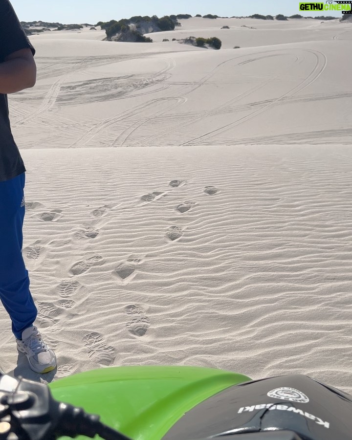 Anthony Anderson Instagram - When @deecamzi says “Lets Go!”, I go! When ended up at @atlantis_dunes and I got sand in my beard! Not gonna say who crashed at the end! All I can say is it wasn’t me! #justakidfromcompton #fromcomptontocapetown #huskyandhandsome #acbarbeque Rugby, Western Cape, South Africa