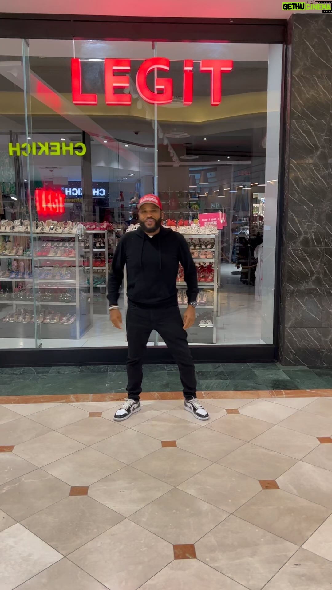 Anthony Anderson - 41.6K Likes - When the spirit moves me I get my @mchammer on where ever, whenever! Century City mall Cape Town! Can’t Touch This! #justakidfromcompton #fromcomptontocapetown #huskyandhandsome #acbarbeque