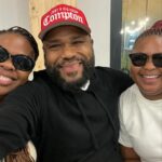 Anthony Anderson Instagram - I gotta touch down where my people at! @randscapetown Thanks for the love! #rands #justakidfromcompton #fromcomptontocapetown #huskyandhandsome #acbarbeque Rands Cape Town