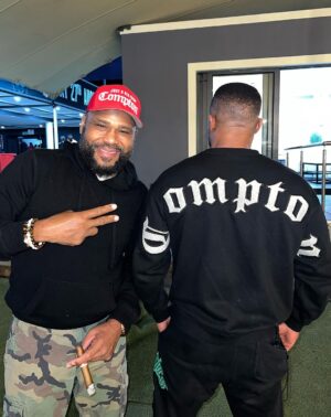 Anthony Anderson Instagram - Compton is everywhere! #fromcomptontocapetown #justakidfromcompton #huskyandhandsome #acbarbeque