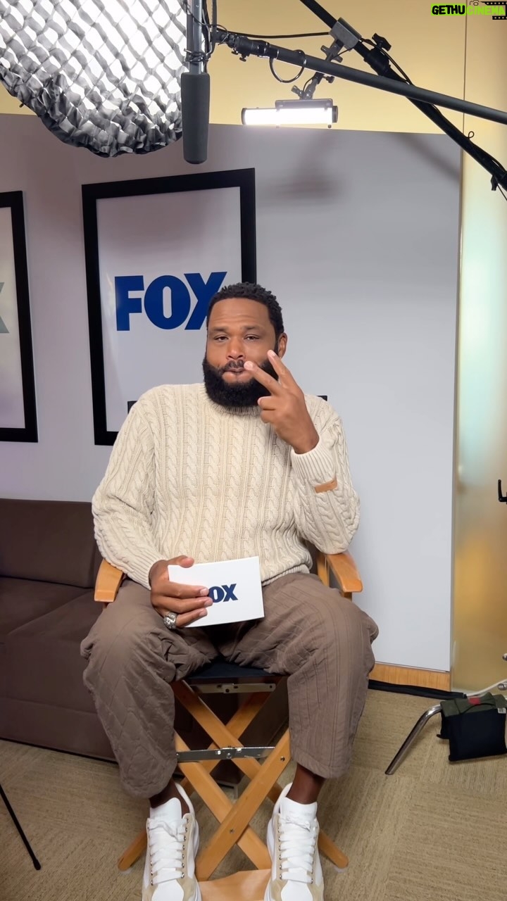 Anthony Anderson Instagram - Get cozy by the fire and sit down with @anthonyanderson to hear his GOAT holiday traditions. 🎄🎁❄️ Do you agree with his takes? #WeAreFamilyFOX premieres Wednesday, January 3 on @foxtv and next day on @hulu!