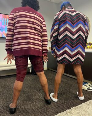 Anthony Anderson Instagram - My mama @theofficialmamadoris was telling folks her legs are more tone than mine! Thoughts? #justakidfromcompton #huskyandhandsome #bigzaddy #legday #acbarbeque