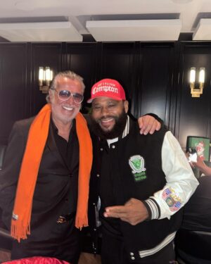 Anthony Anderson Instagram - What an amazing evening with Great Friends @blvd_shermanoaks  Thank you to my Brother Bill Hammond for putting this Dinner together & also to our dear friend Nor for his generosity.  True Family ❤️💚❤️💚