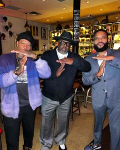 Anthony Anderson Instagram - FROM CITY TO CITY… COAST TO COAST… ME AND MY BROTHAS STAY DOIN’ THE MOST✌🏾 #TheThread #IYKYK