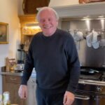 Anthony Hopkins Instagram - Hey goomba do you like how I dance the rumba…? Sunday vibe 🍕🍝