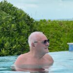 Anthony Hopkins Instagram - Sunny-Side-Up Saturday 🤪👍🏻☀️ @anthonyhopkinscollection