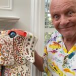 Anthony Hopkins Instagram - I admit I’m bonkers. You’re right, Spot. I better talk to Niblo. 🙀