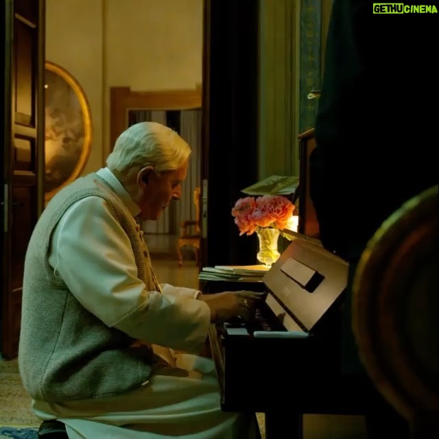 Anthony Hopkins Instagram - #TheTwoPopes premieres on @NetflixFilm tomorrow, December 20th.