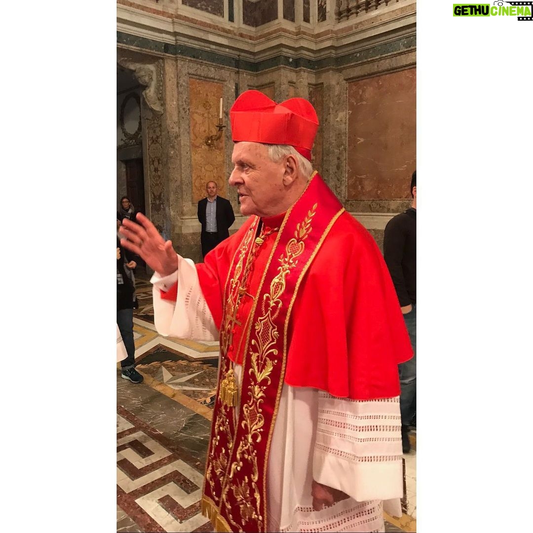 Anthony Hopkins Instagram - On location in Italy filming #TheTwoPopes with Fernando Meirelle #Netflix @netflixfilm