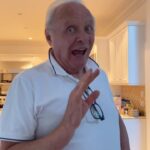 Anthony Hopkins Instagram – Sunday Vibes 🎤🤪