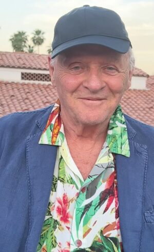 Anthony Hopkins Instagram - A senior’s version 😎