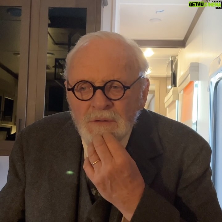 Anthony Hopkins Instagram - Behind the scenes, going over Freud’s lines. Odd how life imitates art. This tapped into a deep personal longing to return home… Thank you Rick Nicita, Matt Brown, Matthew Goode, Liv Lisa Fries, and the entire cast and crew. @sonyclassics #FreudsLastSession