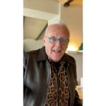 Anthony Hopkins Instagram - Summer 2021. My post-quarantine makeover. What do you guys think? 🕺🏻 #tbt