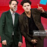 Anthony Padilla Instagram - wow we won thiccest dumpy!! thank you @streamys🥇 Anthony- Suit & shoes @johnvarvatos Shirt @allsaints Jewelry @davidyurman Stylist @rhondaspiesstylist Ian- Suit @viggotailoring Shirt @tedbaker Shoes @scarosso Stylist @rhondaspiesstylist