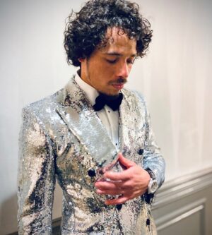 Anthony Ramos Instagram - We outside #Oscars