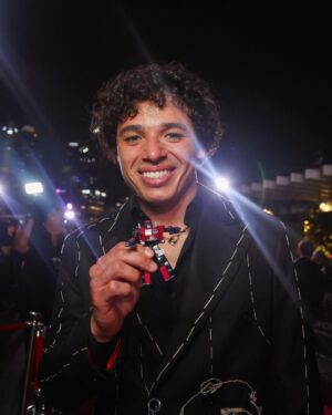 Anthony Ramos Instagram - brooklyn kid in singapore 🗣️
@transformersmovie #RiseOfTheBeasts World Premiere