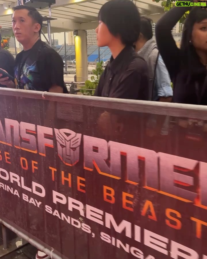 Anthony Ramos Instagram - SINGAPORE i love you onto the next stop ✈️ @transformersmovie #RiseOfTheBeasts WORLD TOUR 🌎 Singapore