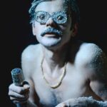 Anton Lapenko Instagram - ВАМ УДОБНО СЕЙЧАС ГОВОРИТЬ? #лютыйхолод #загадкадыры #приемлемо #антонлапенко