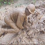 Anton Lapenko Instagram - «КАТАМАРАНОВ КЛЮЧИ ПОТЕРЯЛ» #катамаранов #gq #грязь #ключи #dirt #mud