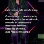 Antonio Orozco Instagram - A veces canto, a veces escribo para cantar y a veces simplemente escribo. En un mundo donde todo va muy rápido, aquí os ofrezco que paremos un momento. Y vayamos despacio aunque solo sea por un minuto. 🎤Lista completa de conciertos del verano 2023 en el link del perfil / Próximas paradas: Cádiz 17 agosto y Castellón 18 agosto #orozco #antonioorozco #conciertos #entresobrasysobras