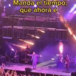 Antonio Orozco Instagram - Hay momentos que quedan para siempre en la memoria. En mi caso, el que vivimos este pasado sábado en el concierto dels Jardins de Pedralbes de Barcelona es uno de ellos. Tengo un sentimiento de amor y agradecimiento hacia todos los que lo hicieron posible, que tres días después continúo con esta sensación absolutamente maravillosa. ¿Y en ti, qué frase de una canción despierta más sentimientos y a quién se la dedicarías? ✏️ Te leo en comentarios. ¡GRACIAS con toda mi alma! 📸Vídeo de @periodisticmedia ❤️ 🎟️ Próximo concierto: Murcia. Viernes 14 de julio. / Lista completa verano 2023 en el link del perfil