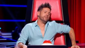 Antonio Orozco Instagram - Que hago ?  A ti que te parecería ? Es que  no sé qué hacer.  Yo lo hago lo vosotr@s digáis ! #lavozkids