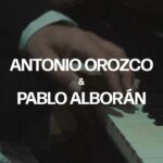 Antonio Orozco Instagram - Esta canción se hace grande cada vez que alguien pone un pedacito suyo en ella…gracias @pabloalboran por poner tu enorme corazón ♥️ disponible el 3 de noviembre en el link de la BIO y os lo dejo también en stories!!