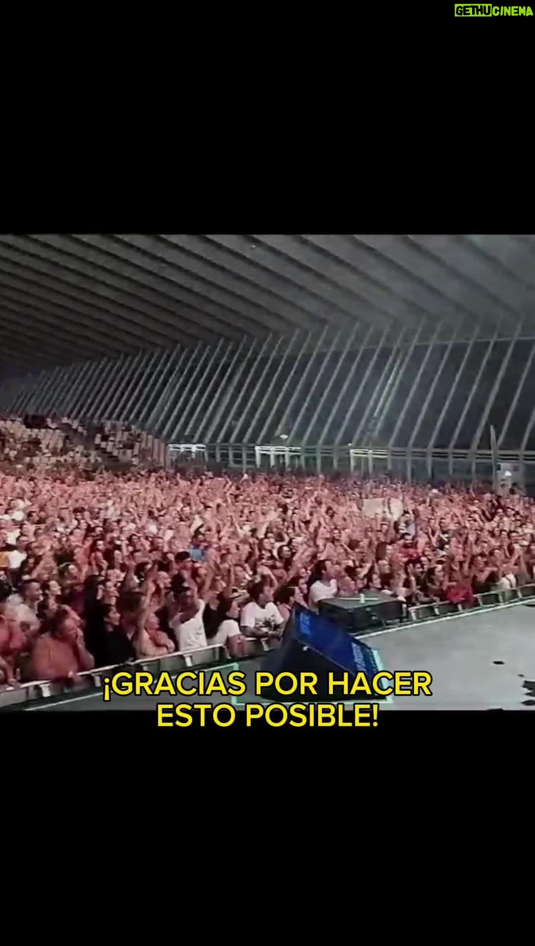 Antonio Orozco Instagram - Sigo sin palabras desde el sábado. ¡VAYA LOCURA, TENERIFE! 👏🏼 Una vez más, pude disfrutar de vuestro calor. No me cansaré de repetir que... ¡GRACIAS! ¡¡¡Os quiero!!!❤️ Próximo concierto: Sábado 16 de septiembre en Alcalá de Henares (Madrid) / Entradas en el link de la bio