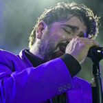 Antonio Orozco Instagram - En Martos, provincia de Jaén, pasaron cosas extraordinarias.✨ Aquí algunas imágenes, donde espero que os llegue todo el sentimiento y el corazón que le ponemos a las canciones, y un vídeo que quiero compartiros del concierto que hicimos allí este pasado viernes.😍 Gracias por tanta hospitalidad MARTEÑ@S y JIENENS@S en general!! Que sepáis que os llevo en el corazón!!❤️ 🎤Próximos conciertos: Alicante (2 sep) y Tenerife (9 sep) / Ver lista completa en el link del perfil #orozco #antonioorozco #martos #conciertos