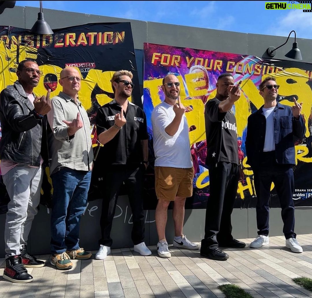 Antony Starr Instagram - Fun time today at the FYC marathon!!! We snuck in before a certain episode with a title ending in “gasm”. Good catching up with some of the gang! Thank you to @styleitholmes @davidcoxhair for the scrub up and cool duds.