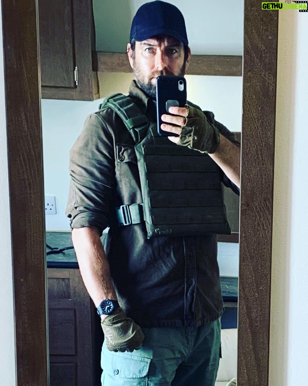 Antony Starr Instagram - What do these three characters have in common? They are all in @thecovenantmovie , yes. What else? Go see it and find out. In theatres in murica now. Coming soon elsewhere. Two wonderful humans. ;)