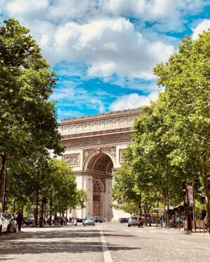 Antony Starr Instagram - We’ll always have Paris. 
I forgot about these with @claudiadoumit and @karenfukuhara 
Great fun times. Genuinely. No BS.