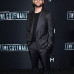 Antony Starr Instagram – Great premiere evening for @thecovenantmovie last evening. Amazing story from the forage that is @guyritchie , anchored solidly by JG and @darsalim1 . 
Proud to be a part of this amazing film. Go check it out this week!

#covenantmovie 

Styled by @styleitholmes 
Groomed by @davidcoxhair