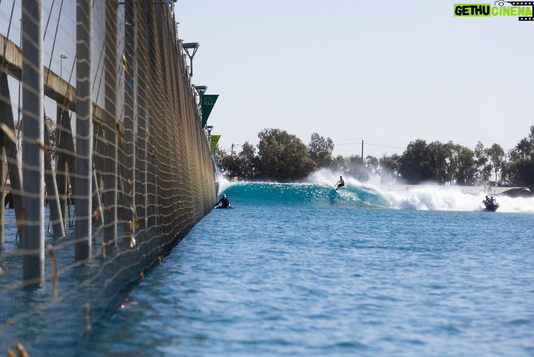 Antony Starr Instagram - Thank you @kswaveco for a bucket list day not long ago. @raimanaworld is heart and soul. Touched @kellyslater board. None of his genius rubbed off but we had a blast.