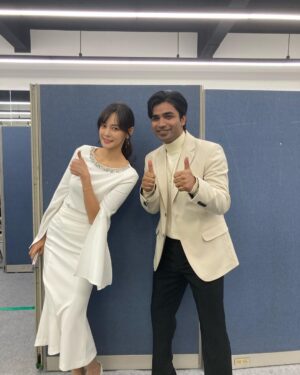 Anupam Tripathi Instagram - It was my pleasure to share the stage and learn so many more things about hosting directly from The Amazing @hyunmoahn Thank you so much 😊 for always making feel safe and give positive energy all the way . 
I really had such an amazing time yesterday doing MC (hosting) for the first time in my life . It is true I was nervous but really felt awesome every time I went on stage . Liveliness of stage is always keeps me going 🤩  I throughly enjoyed the whole process yesterday with my co-host @hyunmoahn :-) #kvibefesta