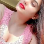 Anupama Agnihotri Instagram - 🌷 #look #looks #sections #xoxo #photo #photogram #insta #instamood #instamoment #fyp #explore #explorpage #instadaily #anupmaagnihotri