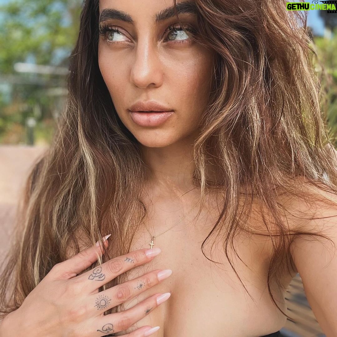 Anusha Dandekar Instagram - Would you…🖤