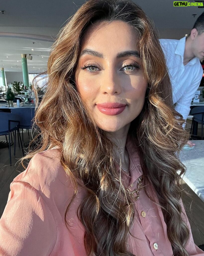 Anusha Dandekar Instagram - Eyes dont lie… 🎵 I swear friends don’t get this close Pull you in, exchanging souls Trace my skin, losing control Eyes don’t lie 👁👁 What do you think my eyes are saying? Only wrong answers! 😋