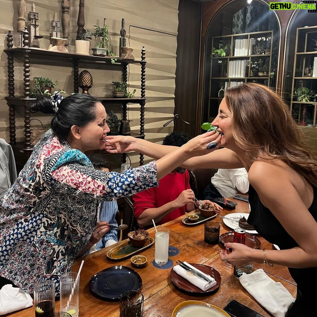 Anusha Dandekar Instagram - Happy Happy Birthday my not so little sister… ❤ Wishing you a world of Magical things and truck loads of happiness and love. To the kindest heart I know, we are all so lucky to have you. May this year be your bestest yet. Thank you for always talking me through my things… and also trying to teach me when to say it in my head first, still working on it hehe… go shine even brighter Goosi, with your big heart and your insane talent. 3 taps forever ♾ Ps. SWIPE till the end to hear my favourite voice sing my favourite song 🥹🫠⭐