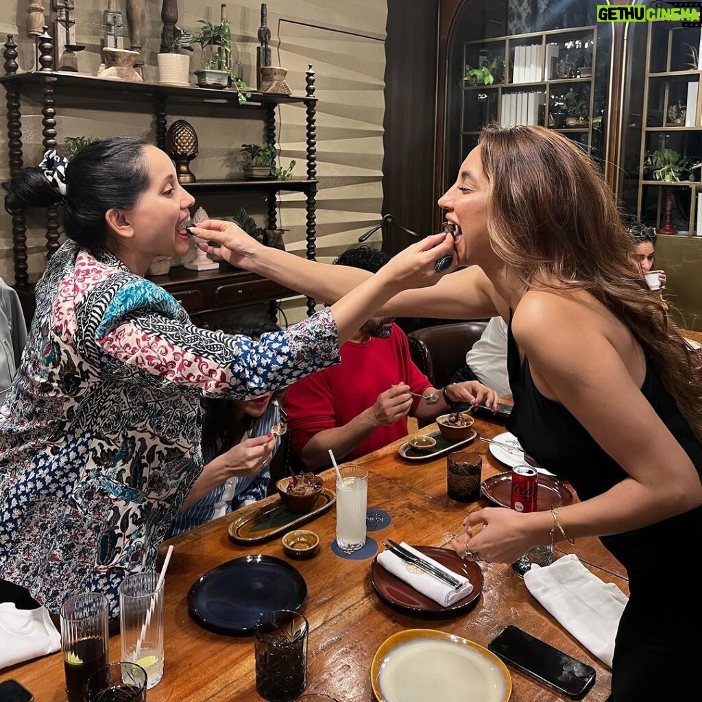 Anusha Dandekar Instagram - Happy Happy Birthday my not so little sister… ❤ Wishing you a world of Magical things and truck loads of happiness and love. To the kindest heart I know, we are all so lucky to have you. May this year be your bestest yet. Thank you for always talking me through my things… and also trying to teach me when to say it in my head first, still working on it hehe… go shine even brighter Goosi, with your big heart and your insane talent. 3 taps forever ♾ Ps. SWIPE till the end to hear my favourite voice sing my favourite song 🥹🫠⭐
