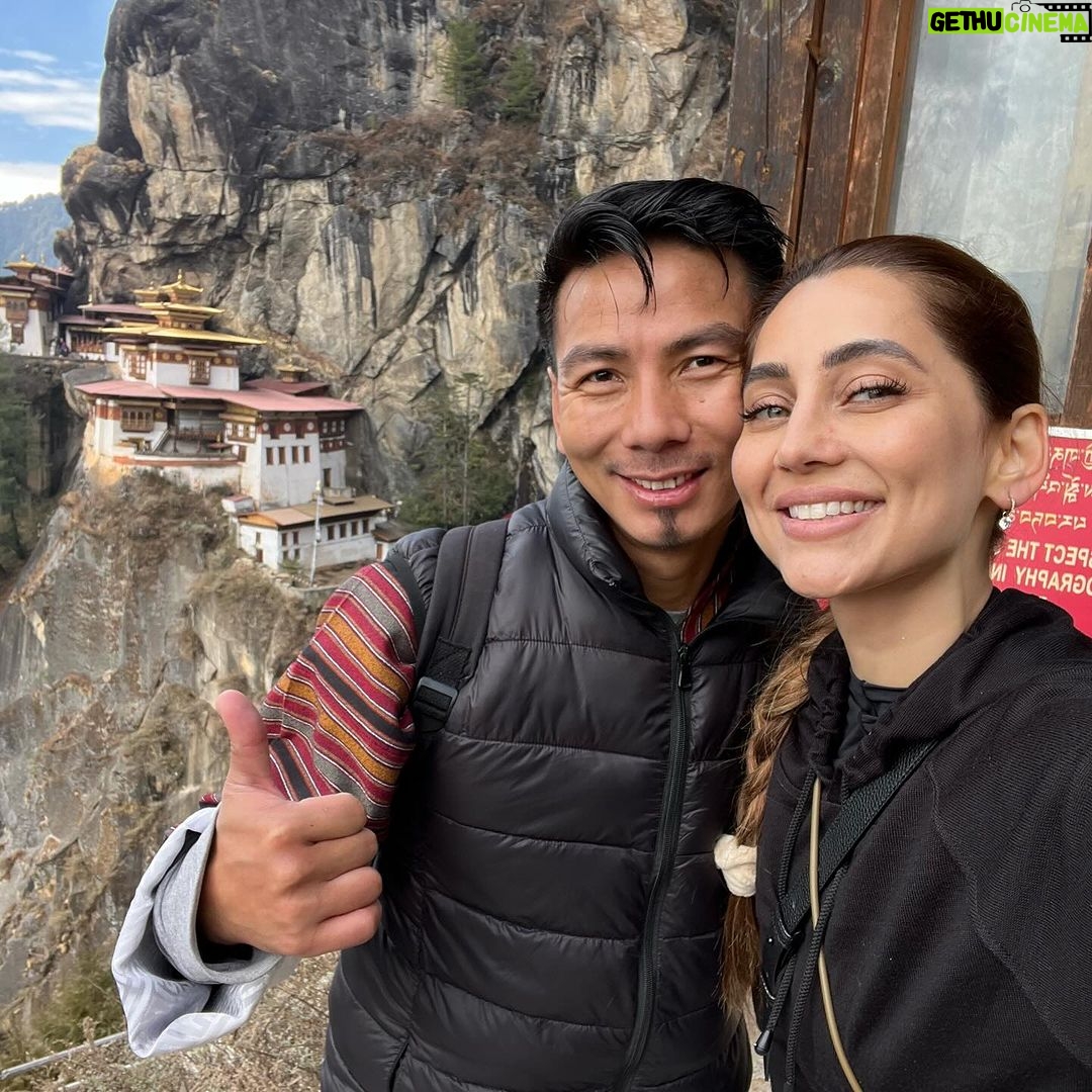 Anusha Dandekar Instagram - Radiate boundless love towards the entire world… ❤️ Buddha 🙏🏼 Thankyou to my V Day most incredible tour guide Phuba, I already love you! If anyone goes to Bhutan please only contact @pelyangbhutantours and Phuba +975 17 80 47 96 🤍✨
